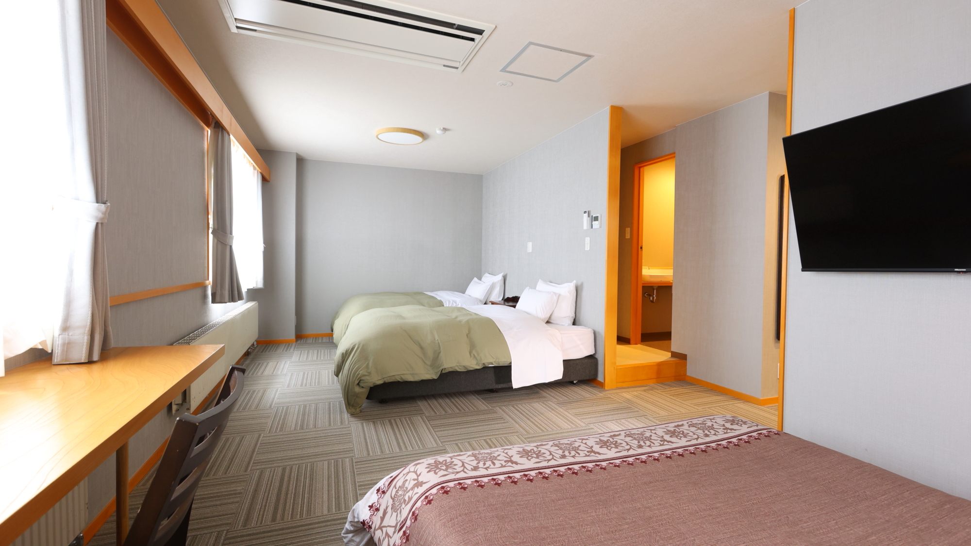 ラージツイン洋風 2～4名／禁煙