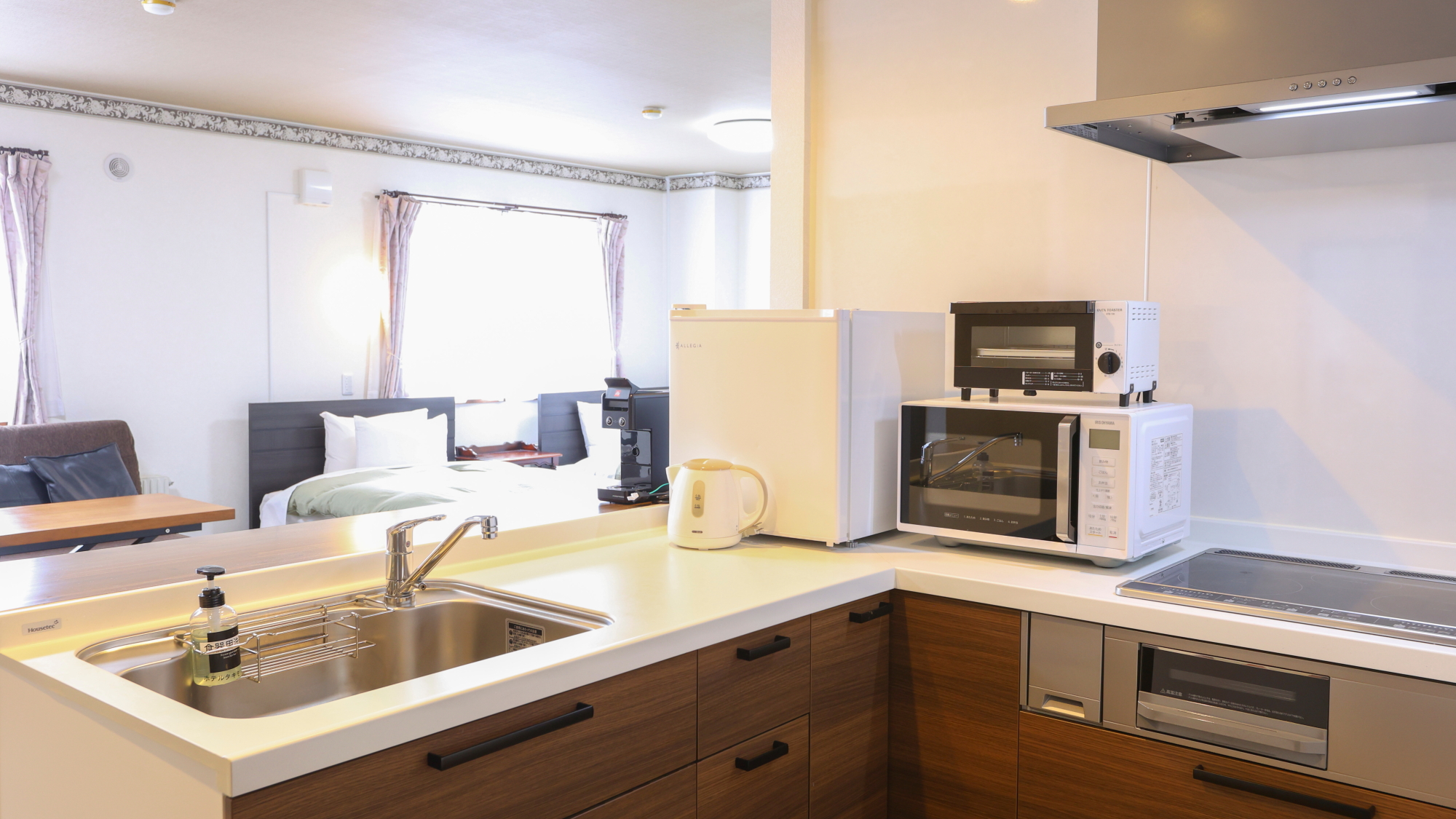 コンドミニアム 2～4名／禁煙