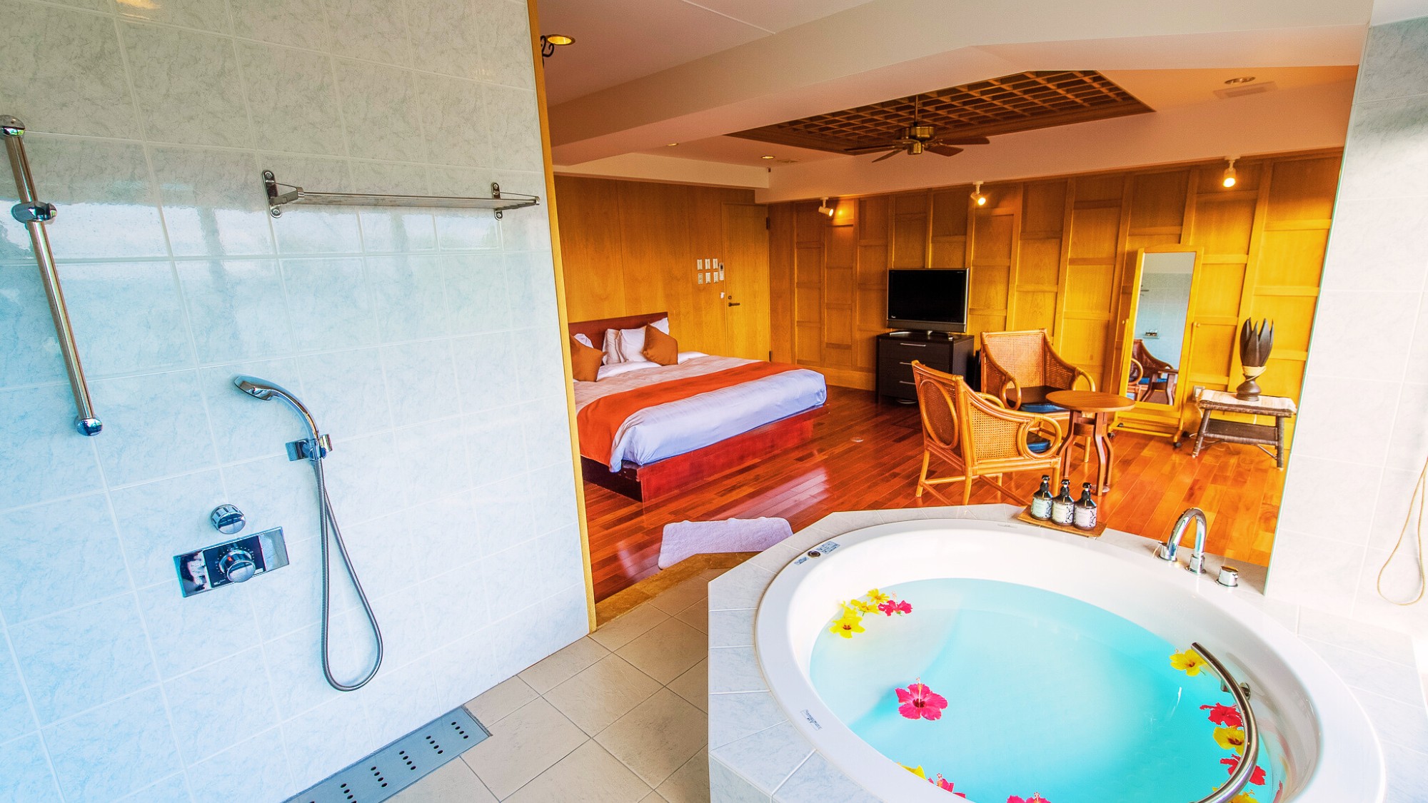 オーシャンスイートヴィラ＜海側　3LDK　テラス付＞