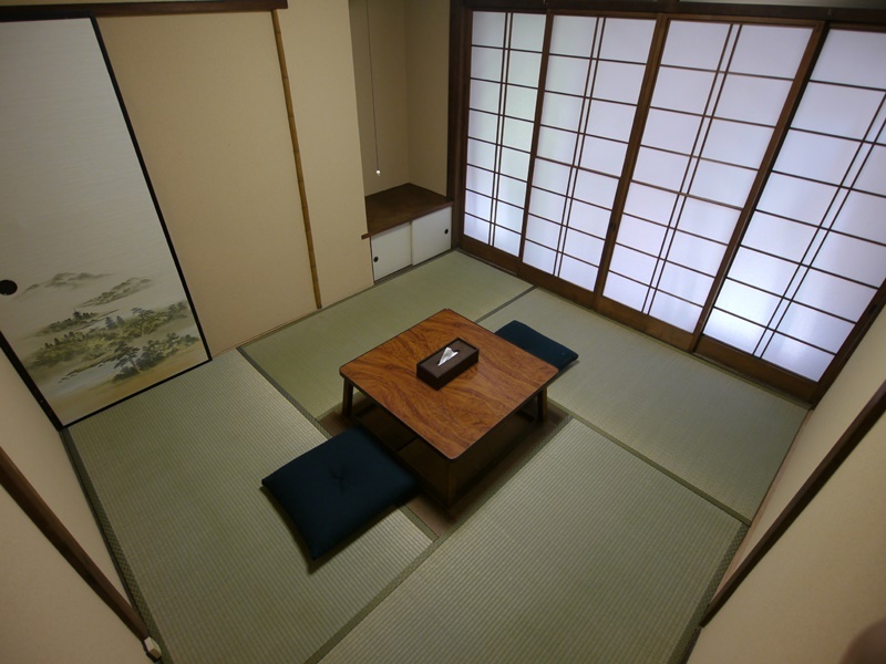 4.5 tatami Japanese-style double room (shared bath and toilet)
