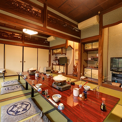 【お盆限定/大部屋・素泊り】駐車場無料｜チェックイン22時まで可能！お風呂は24時間ご利用◎