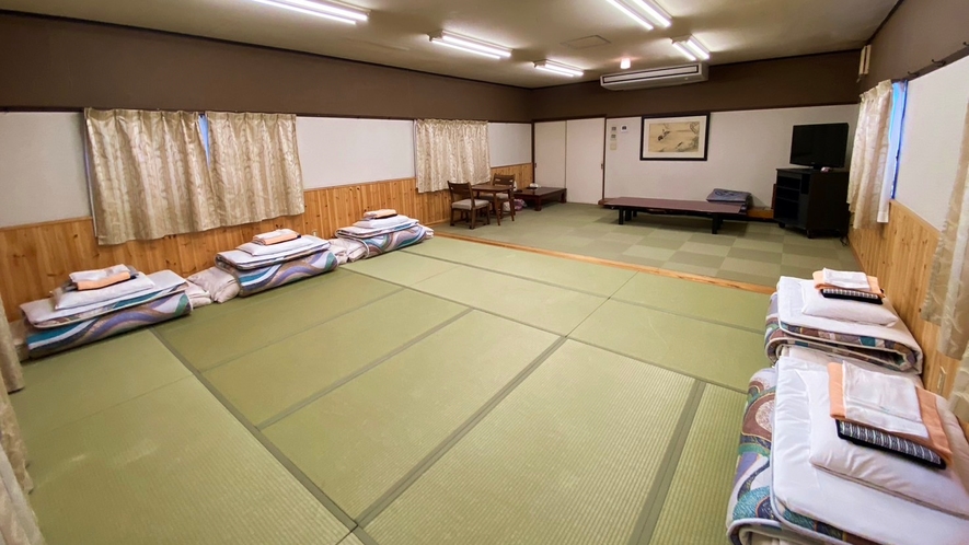 *離れ【和室大部屋27畳】他の客室とは異なる離れの建物にあり、落ち着いて広々とお過ごしいただけます。