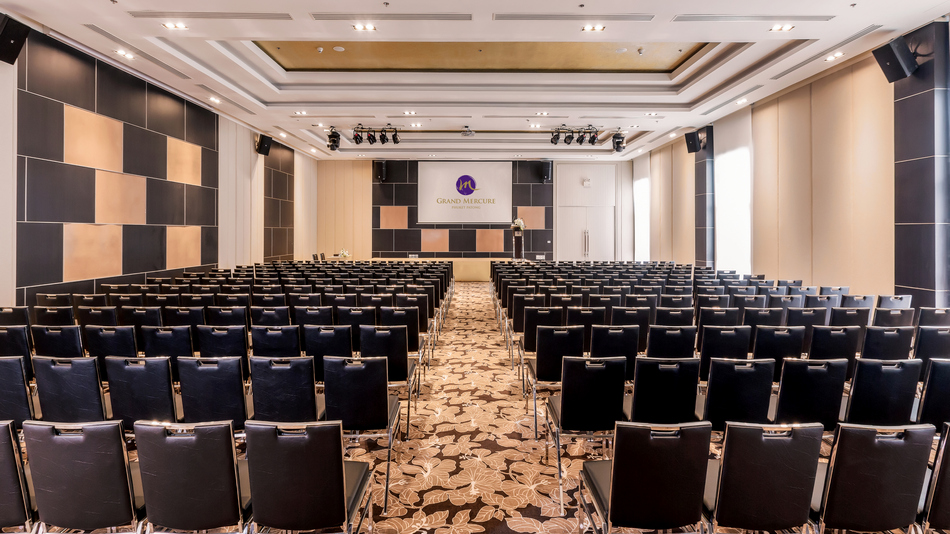 グランドボールルーム