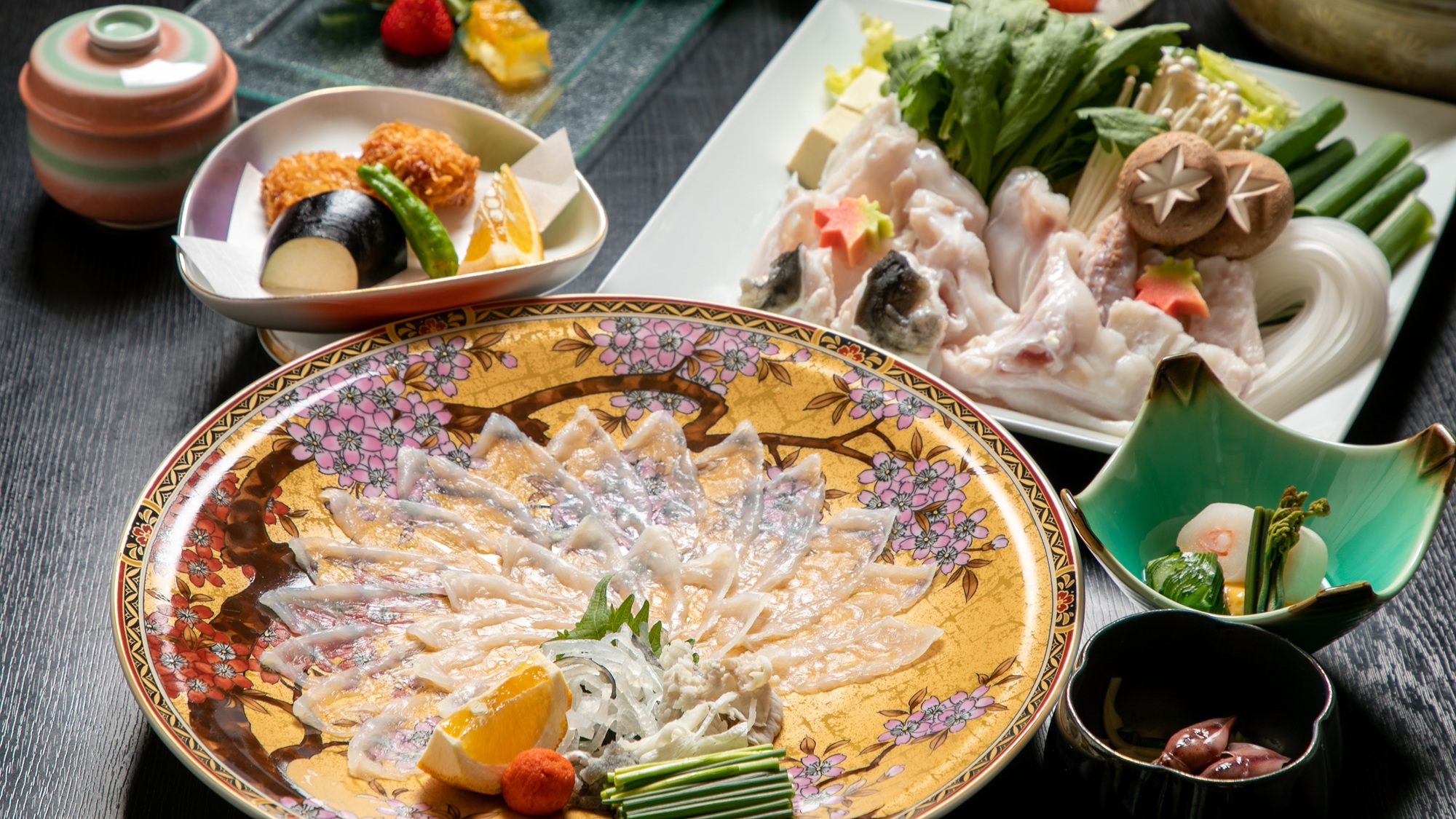 【天然とらふぐ会席】鐘崎産の料理綱天然とらふぐを贅沢に。天然でもふぐ刺しは一人一皿ご提供します。