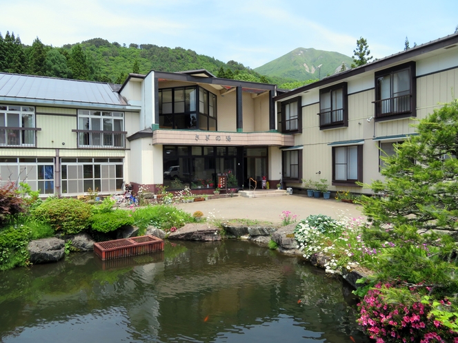 さぎの湯旅館と磐梯山