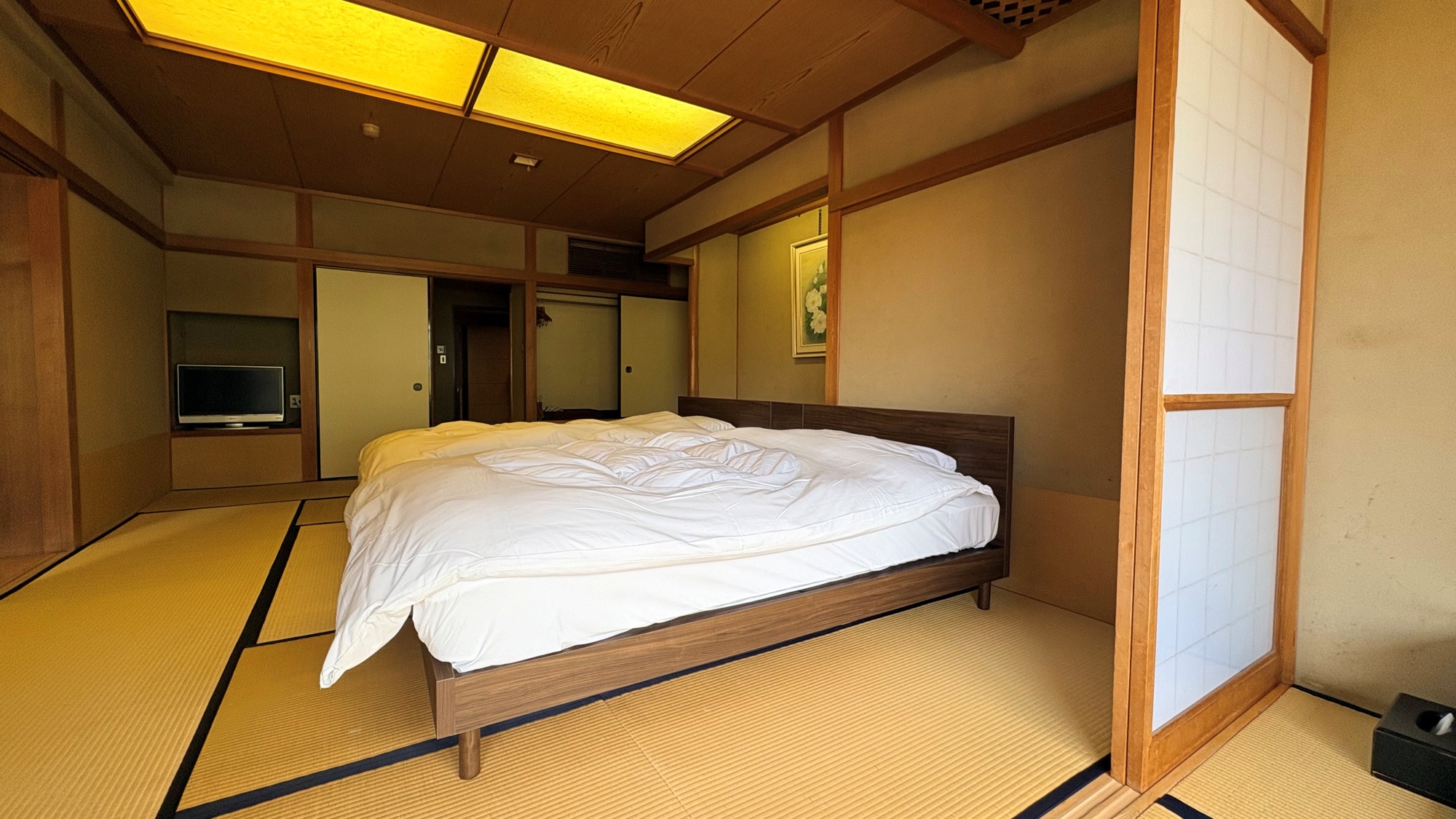 デラックス客室【お部屋食】（和室12畳）ベッドタイプ