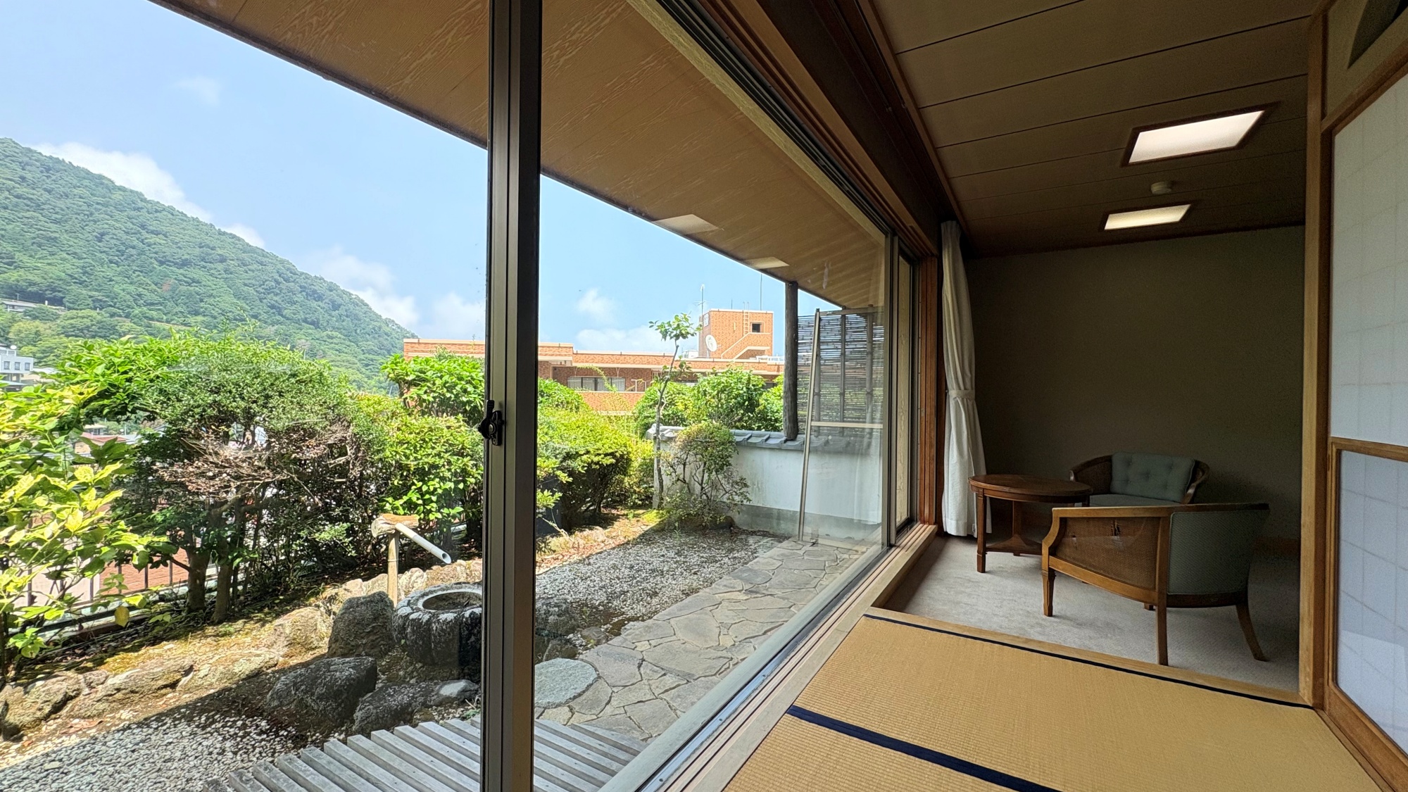 デラックス客室【お部屋食】（和室12畳）ベッドタイプ