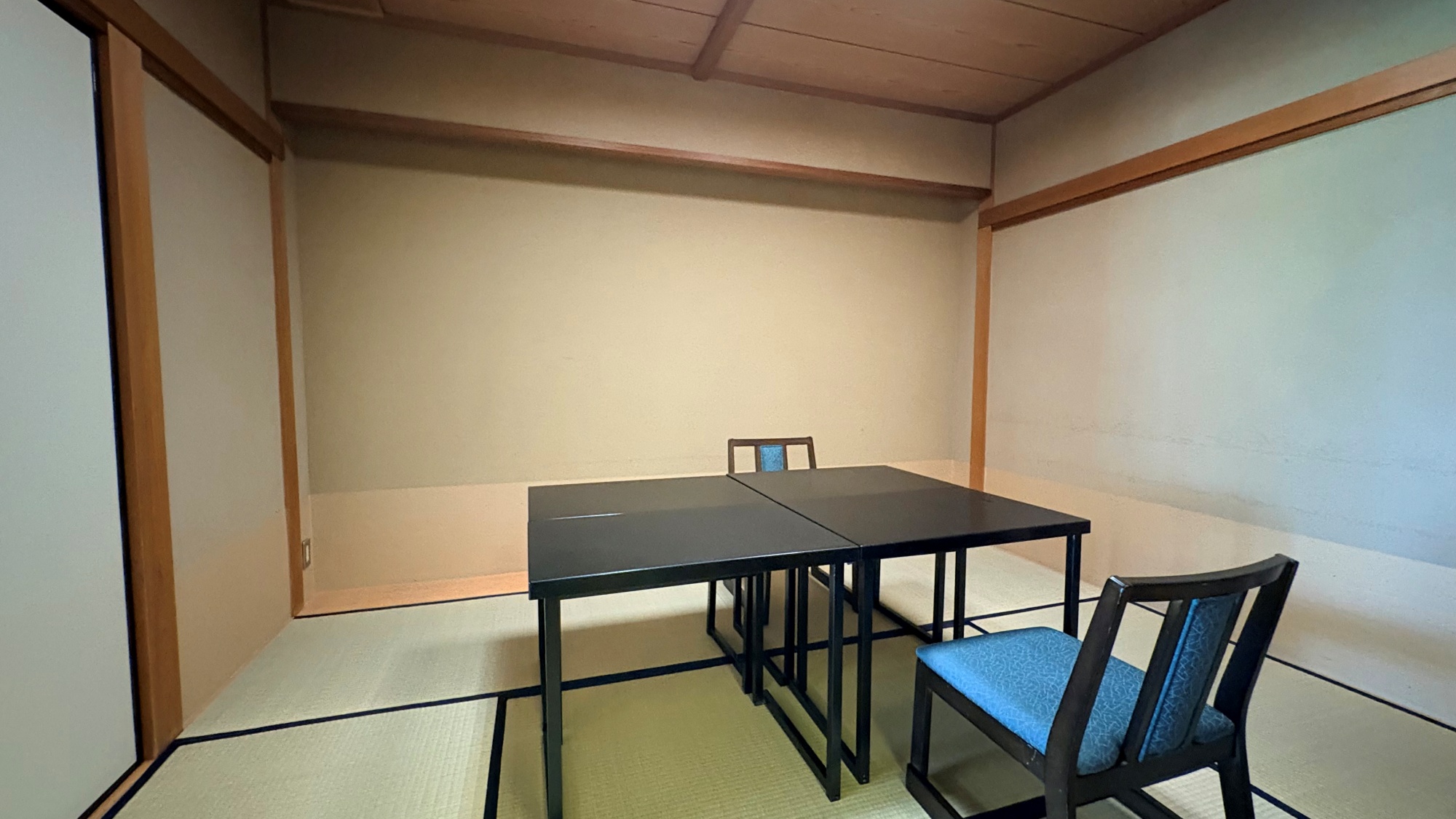 デラックス客室【お部屋食】（和室12畳）ベッドタイプ