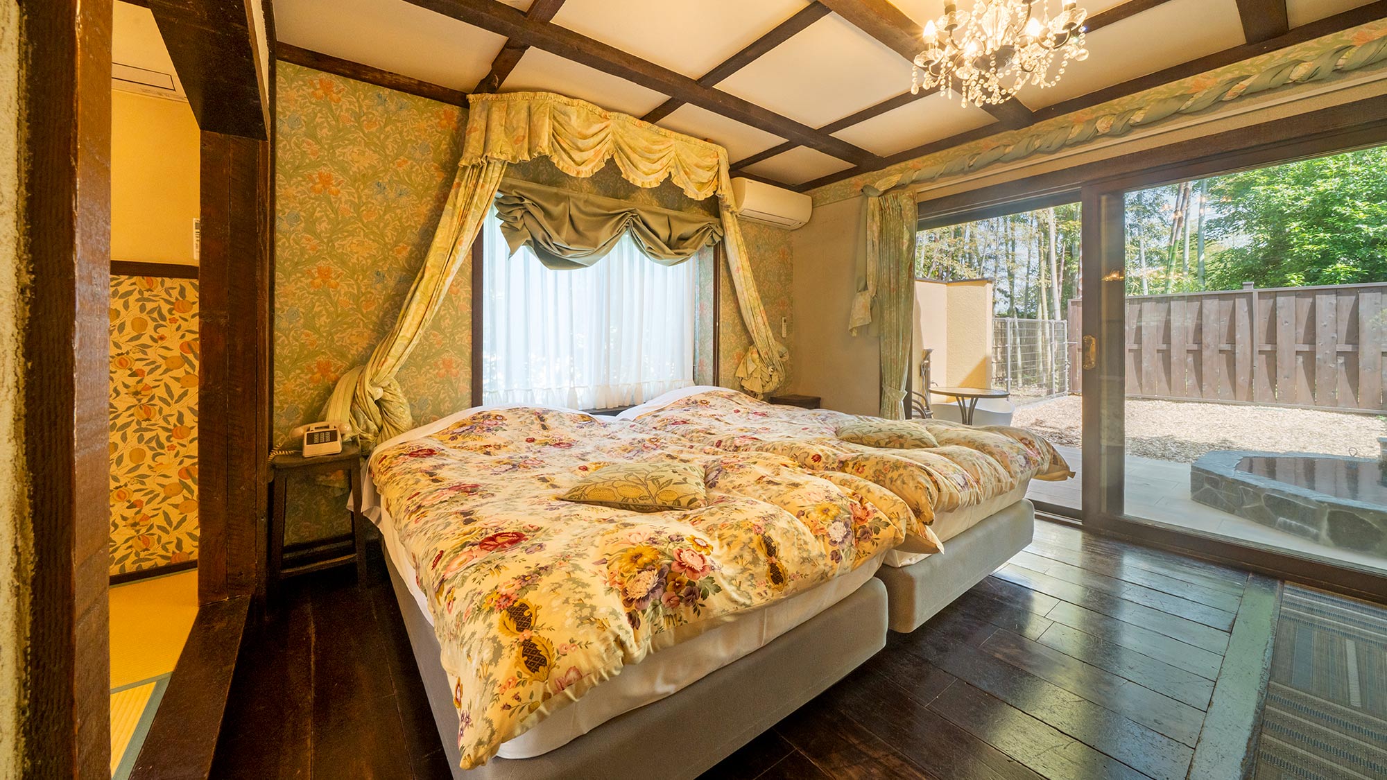 【別館７号室】