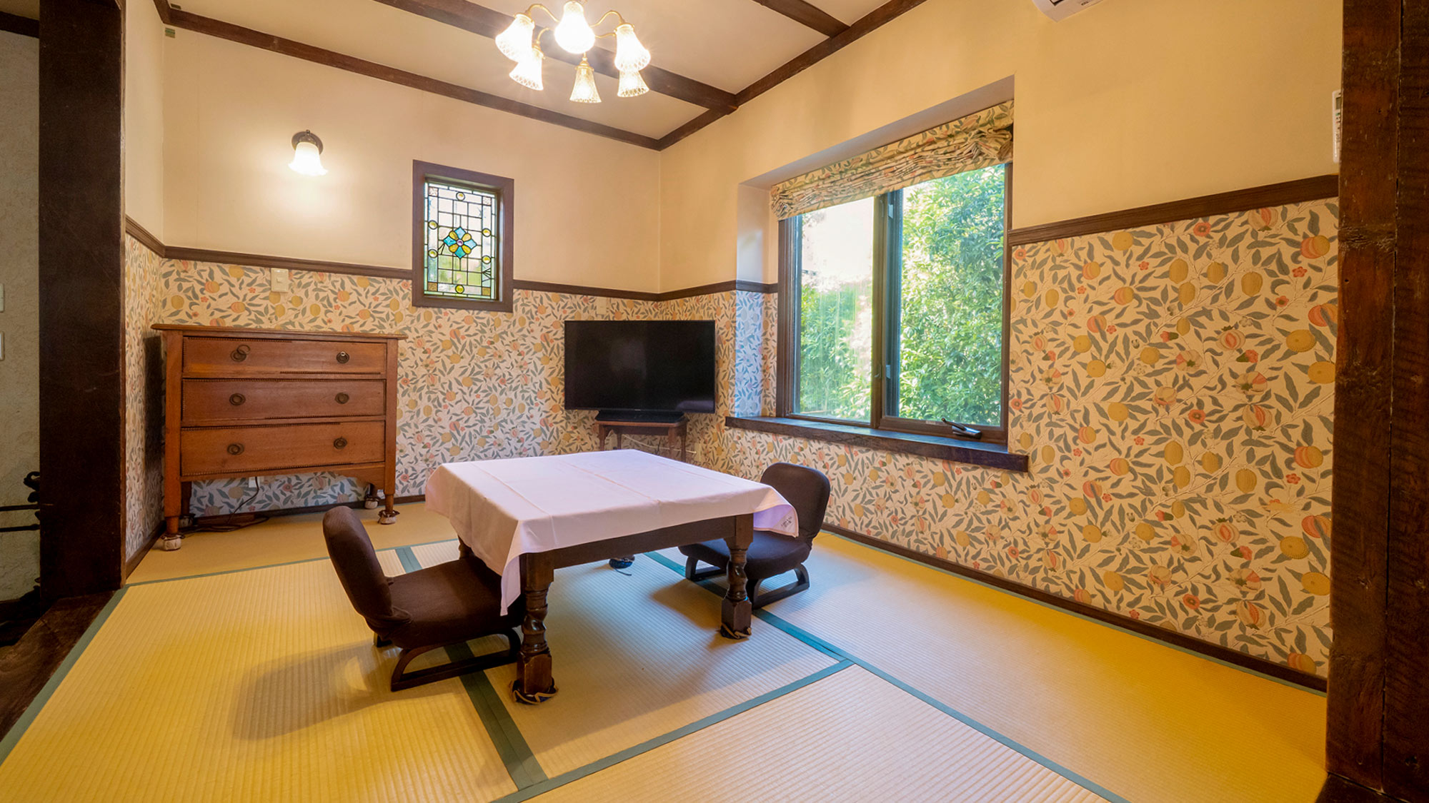 【別館７号室】