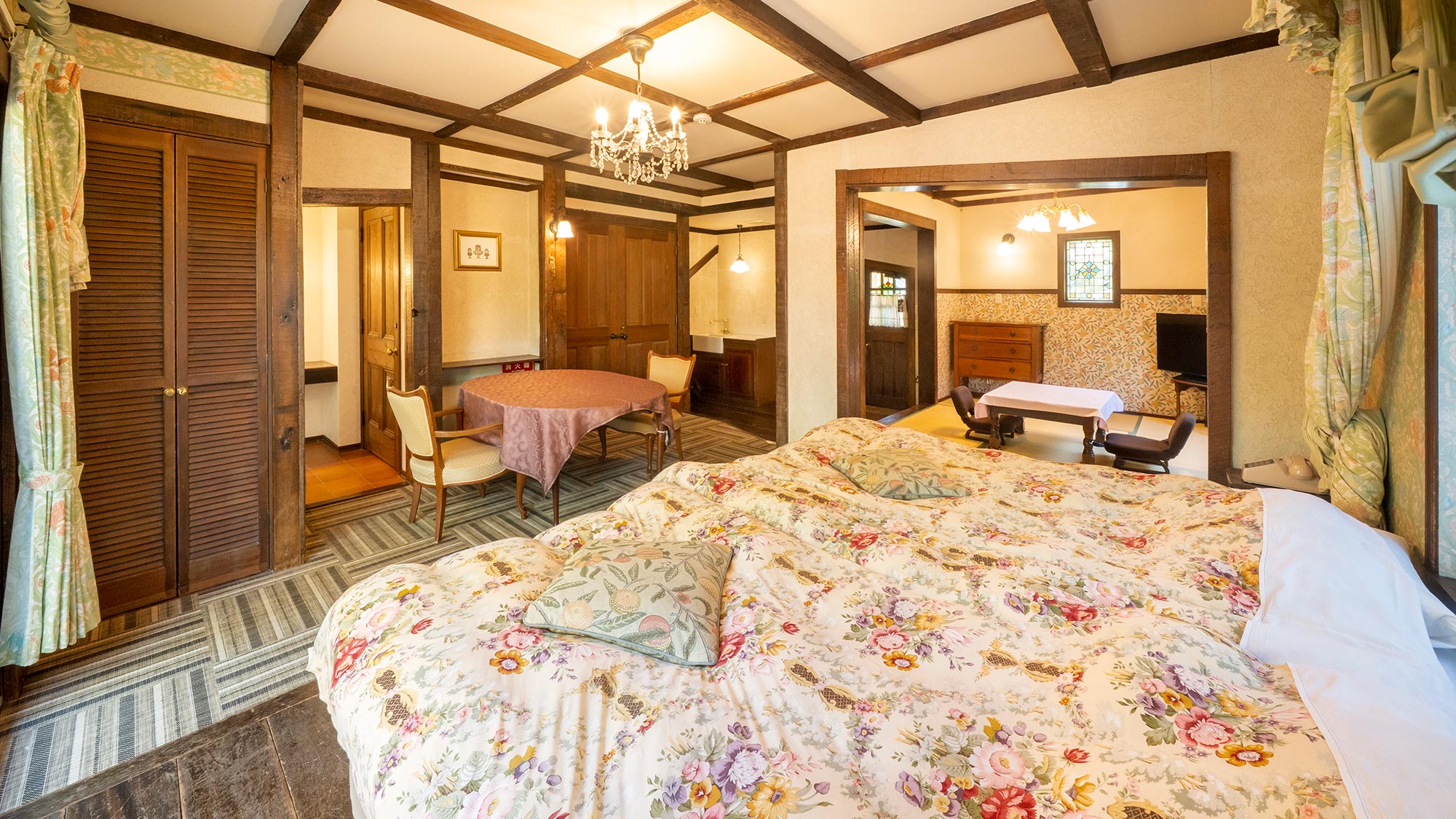 【別館７号室】