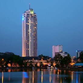 【超美品】ヒルトン/HILTON コロンボ社製　カシミア100% スタンドカラー ヒルトン コロンボ レジデンス(HILTON COLOMBO RESIDENCE) 宿泊予約