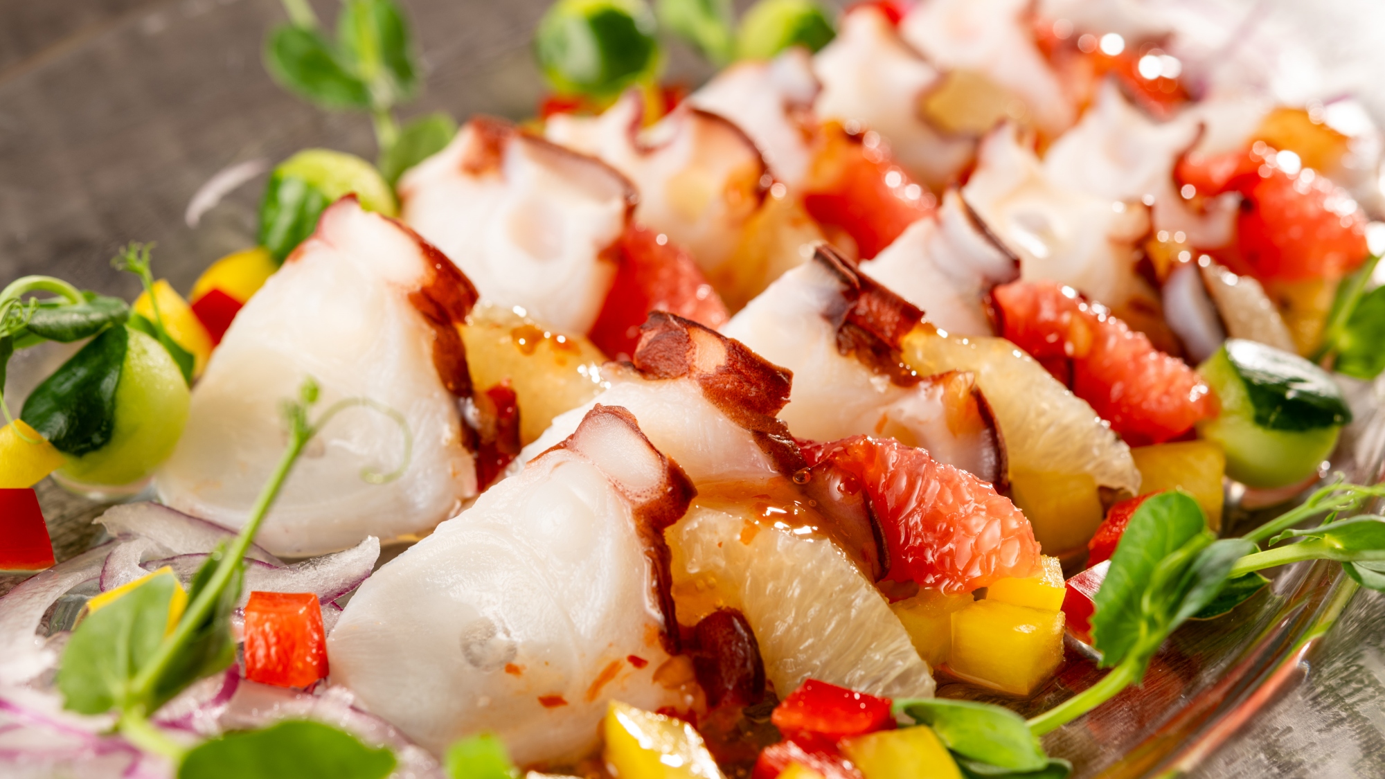 【青森の夏ビュッフェ】蛸とグレープフルーツサラダ（7月～8月）