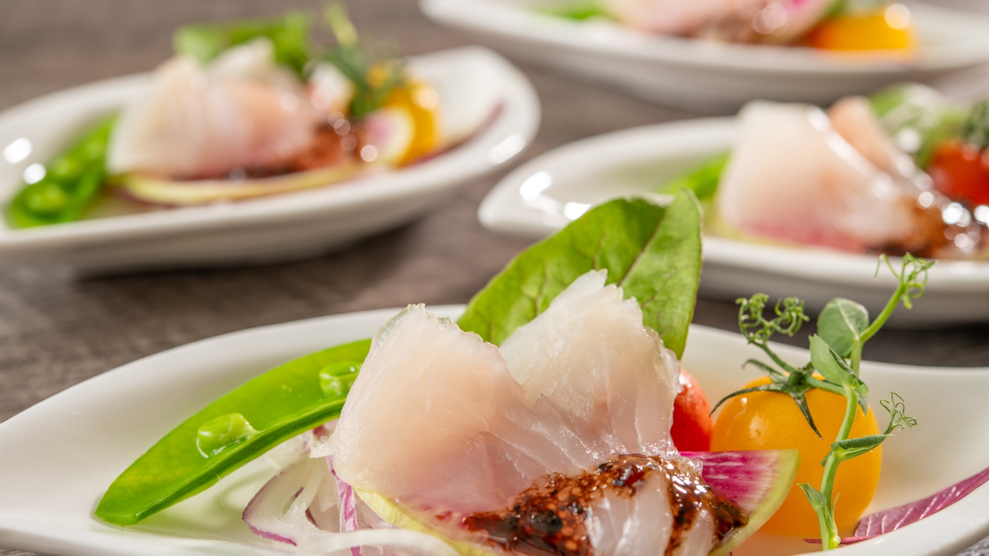 【青森の春ビュッフェ】青森県産平目と黒ニンニクのカルパッチョ（4月～6月）