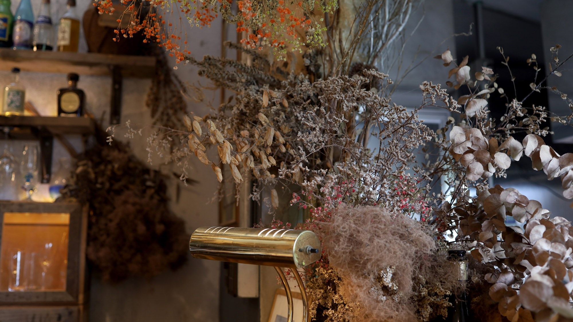 【イメージ】ドライフラワーの優しい色合い