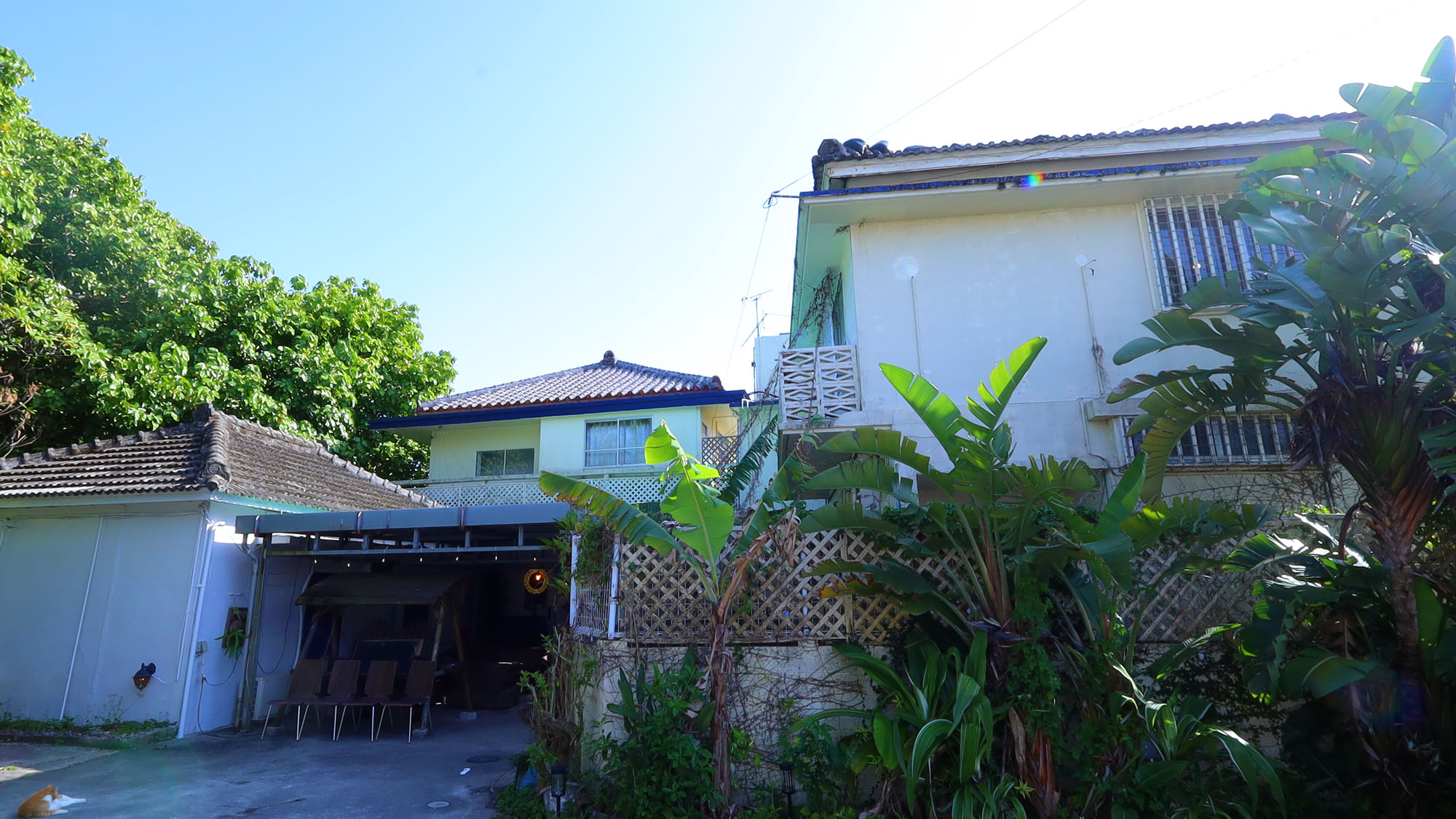 【外観】三代目オーナーの想いと愛情が詰まった、ノスタルジックなヴィンテージホテル&laquo;白浜ホテル&raquo;へよう