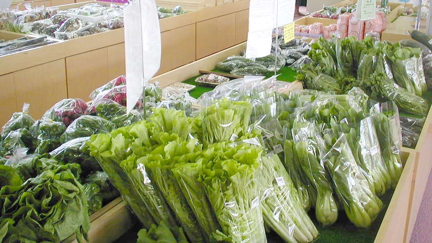 *【ゆぽっぽの特産品】地元で作られた新鮮な地取れ野菜の直売や、魅力的な商品が多数！！