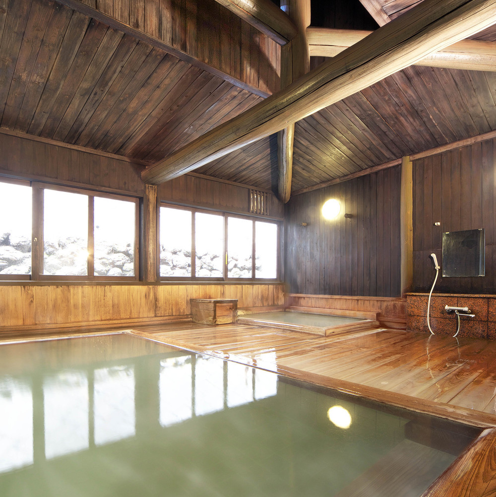 【楽天スーパーSALE】【お部屋おまかせ】温泉を堪能。貸切風呂24H利用可・夕食は個室12畳以上和室