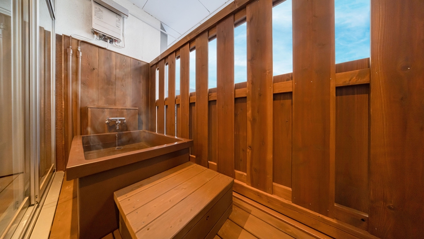 スタンダード露天風呂付和室(シティ/ナイトビュー) ※客室露天風呂の一例