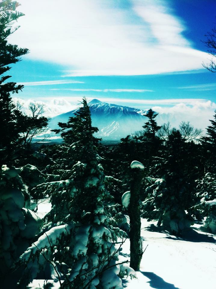 安比からみた岩手山