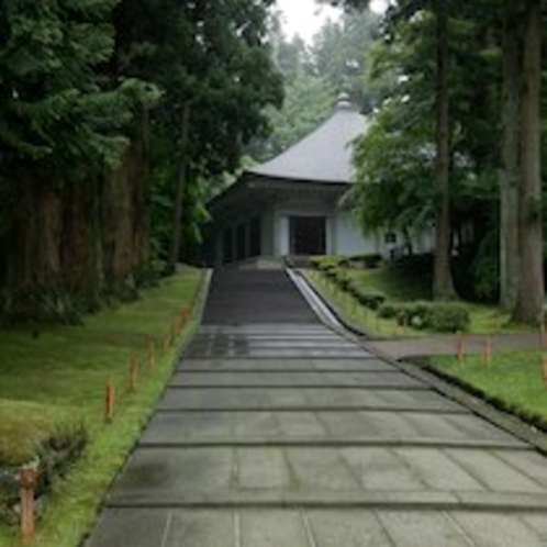 【周辺観光】《世界遺産　平泉・中尊寺》お車で約45分