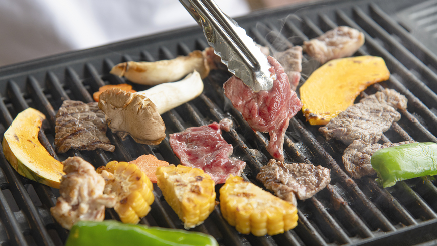 【部屋食】お部屋のテラスで宍粟牛と海鮮を堪能！時間に縛られないプライベートBBQプラン＜2食＞