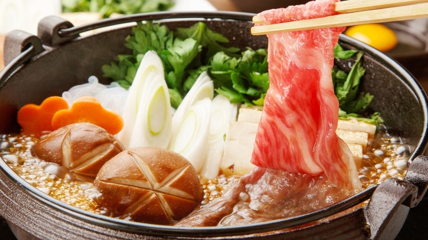 地元・宍粟牛300gと地元産の野菜のボリュームたっぷり甘辛すき焼きプラン♪