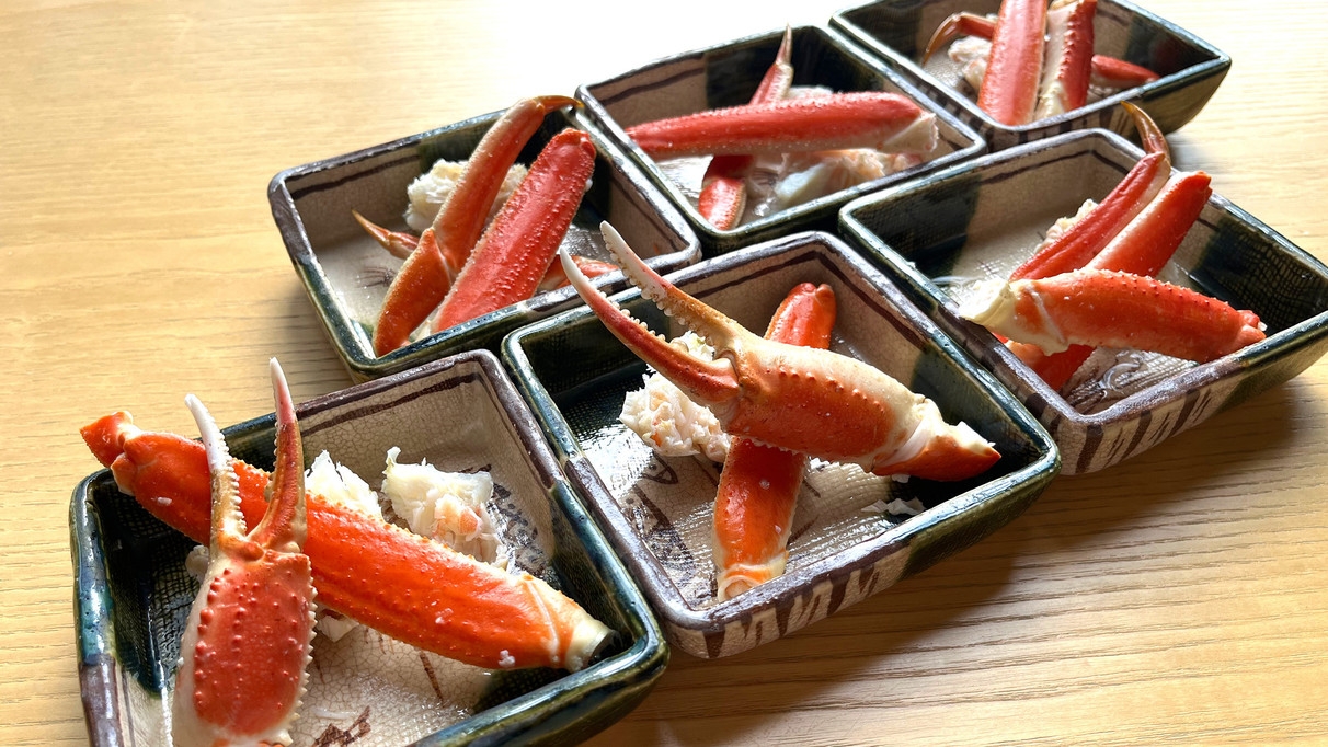 【大人気の夕食付】冬の味覚「蟹」メニューを満喫♪こだわりの夕食をブッフェスタイルで楽しむ2食付プラン