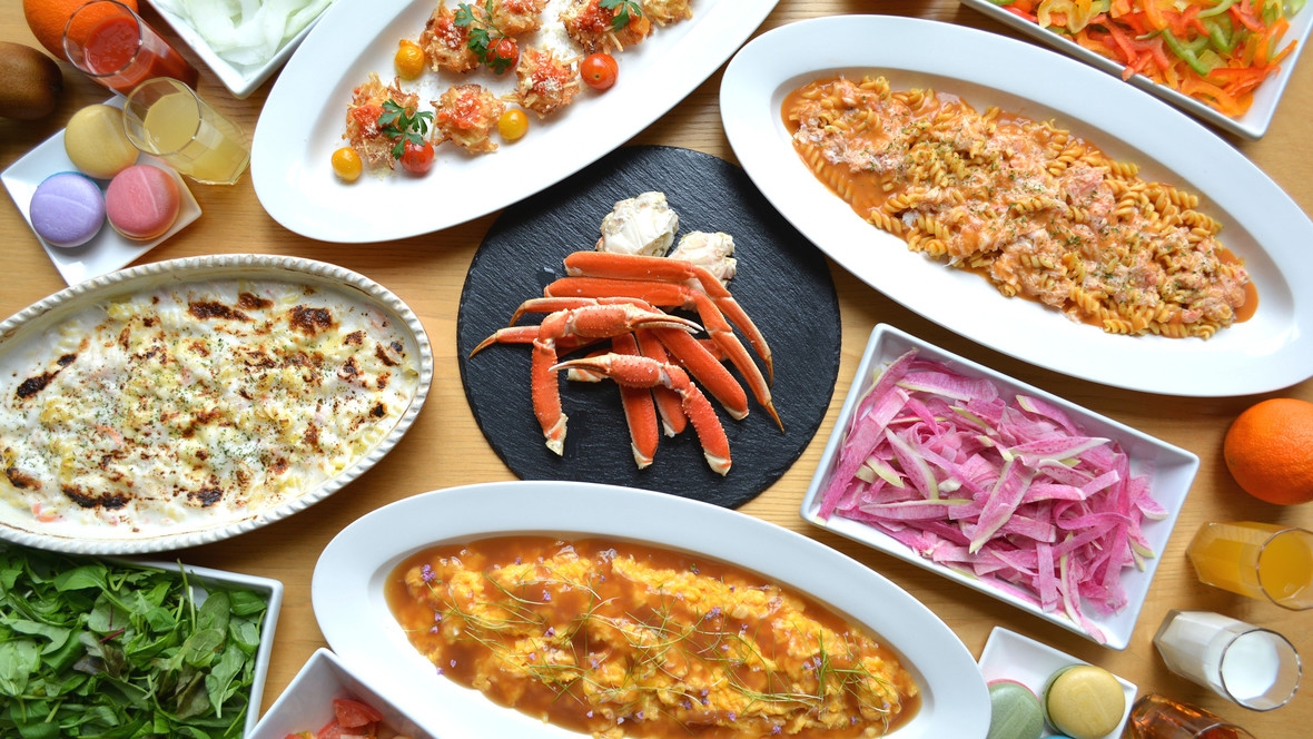 【大人気の夕食付】冬の味覚「蟹」メニューを満喫♪こだわりの夕食をブッフェスタイルで楽しむ2食付プラン