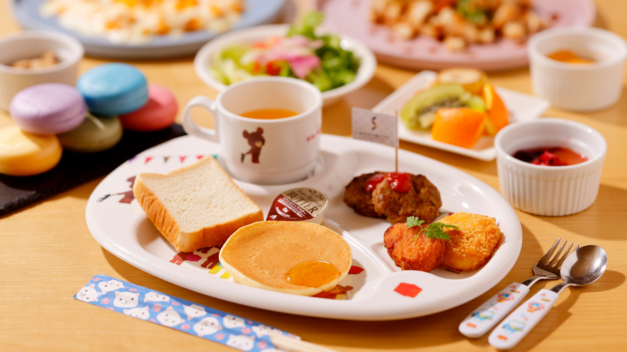 お子様に人気のメニューを集めたキッズバイキングがおすすめ。