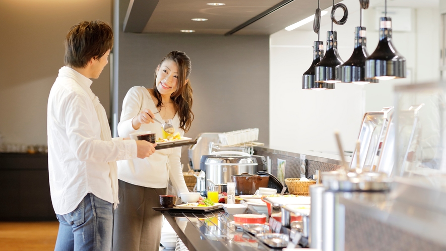 地元の食材をふんだんに使った人気の朝食。