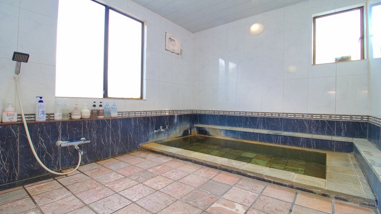 家族旅行応援！3名以上でお得に泊まれる♪カジュアルフレンチ＆オールインクルーシブ 【1泊2食付】