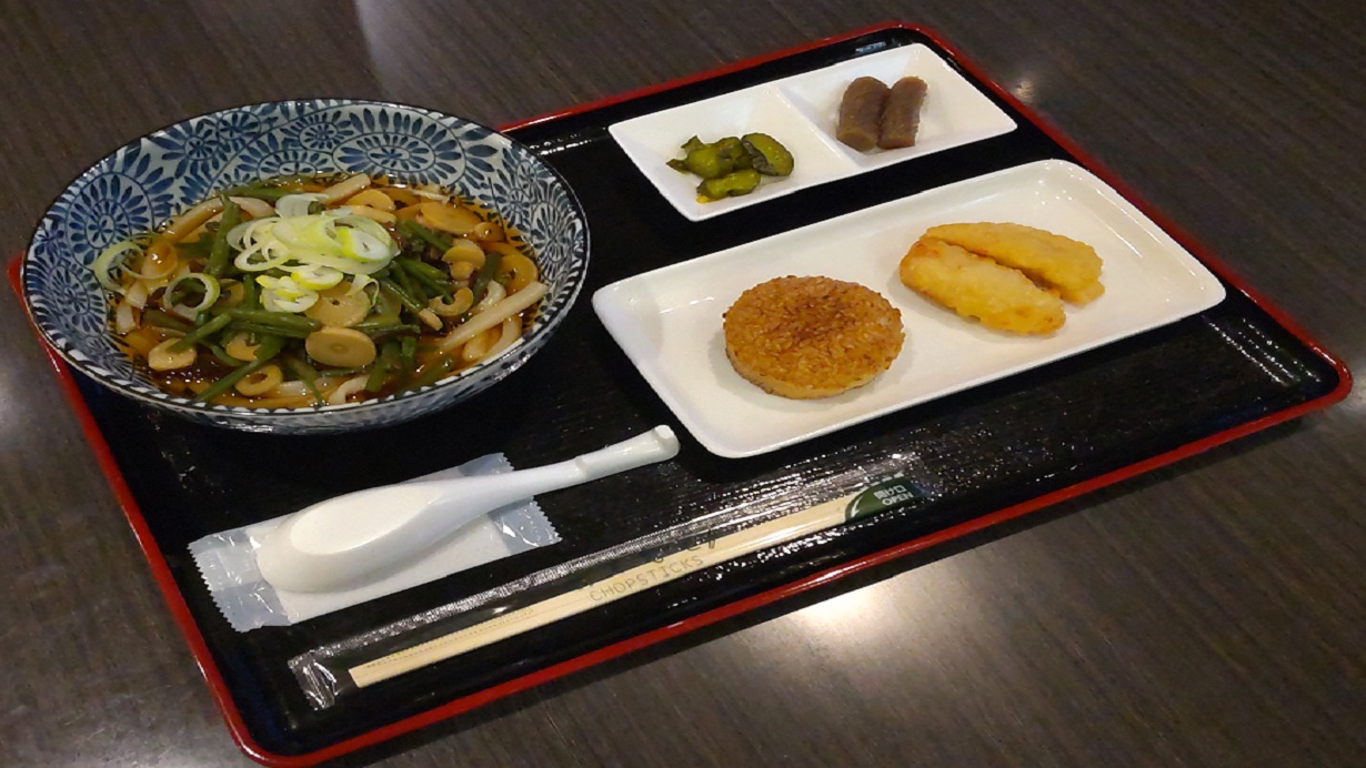 山菜うどん＆焼きおにぎり