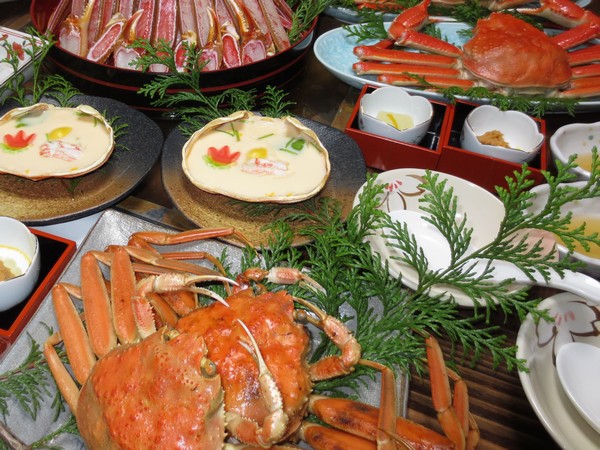 ずわいかに・紅かに（香住かに）・セコかにと旬を豪快に食べ比べ！