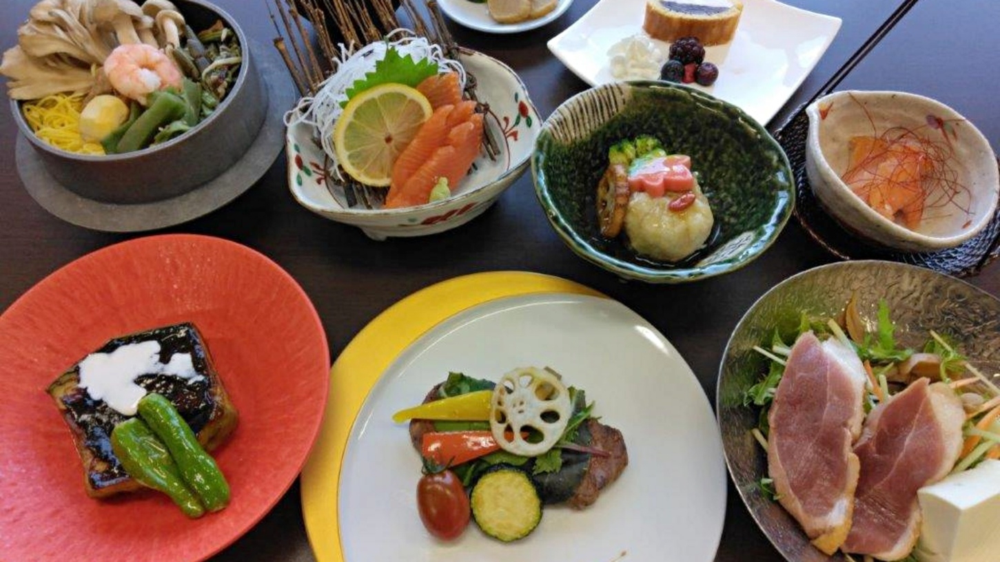【なごみコース】デザート付でボリュームアップ！当館名物季節の釜めし★天然温泉とお料理を堪能〜2食付〜
