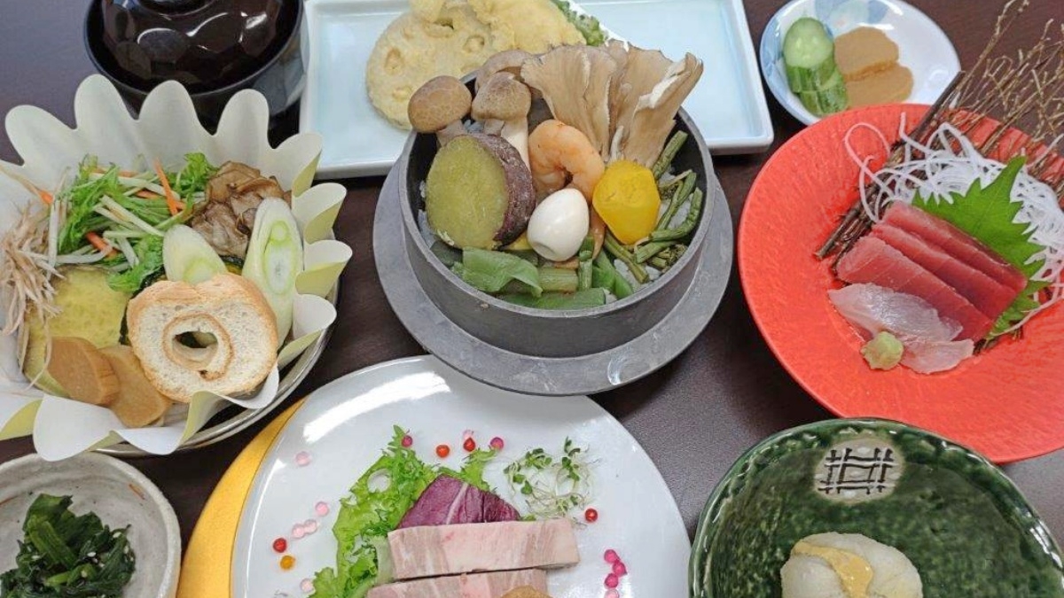 【湯ったりプラン（釜飯）】今だけお得で一律11,500円！当館名物の季節の釜飯/2食付