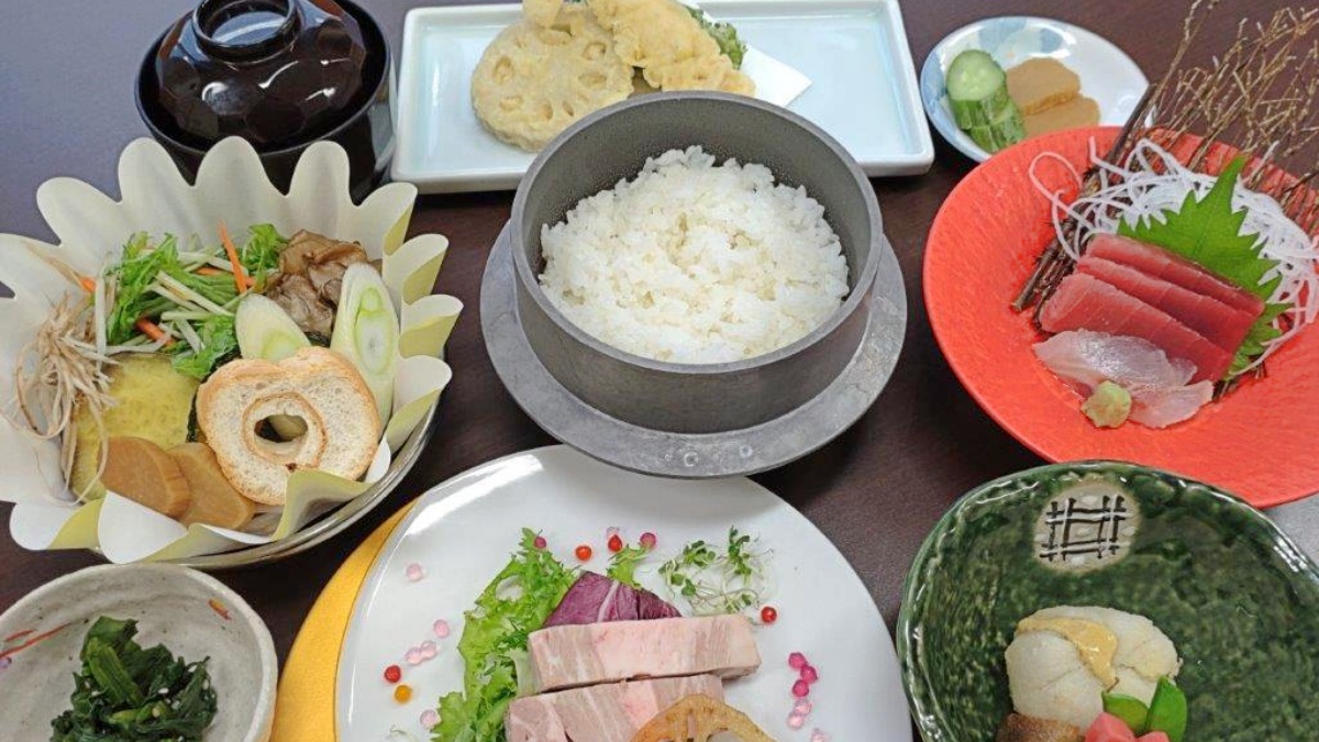 *【湯ったりプラン（白米）】羽釜で炊いた倉渕産の炊き立て白米