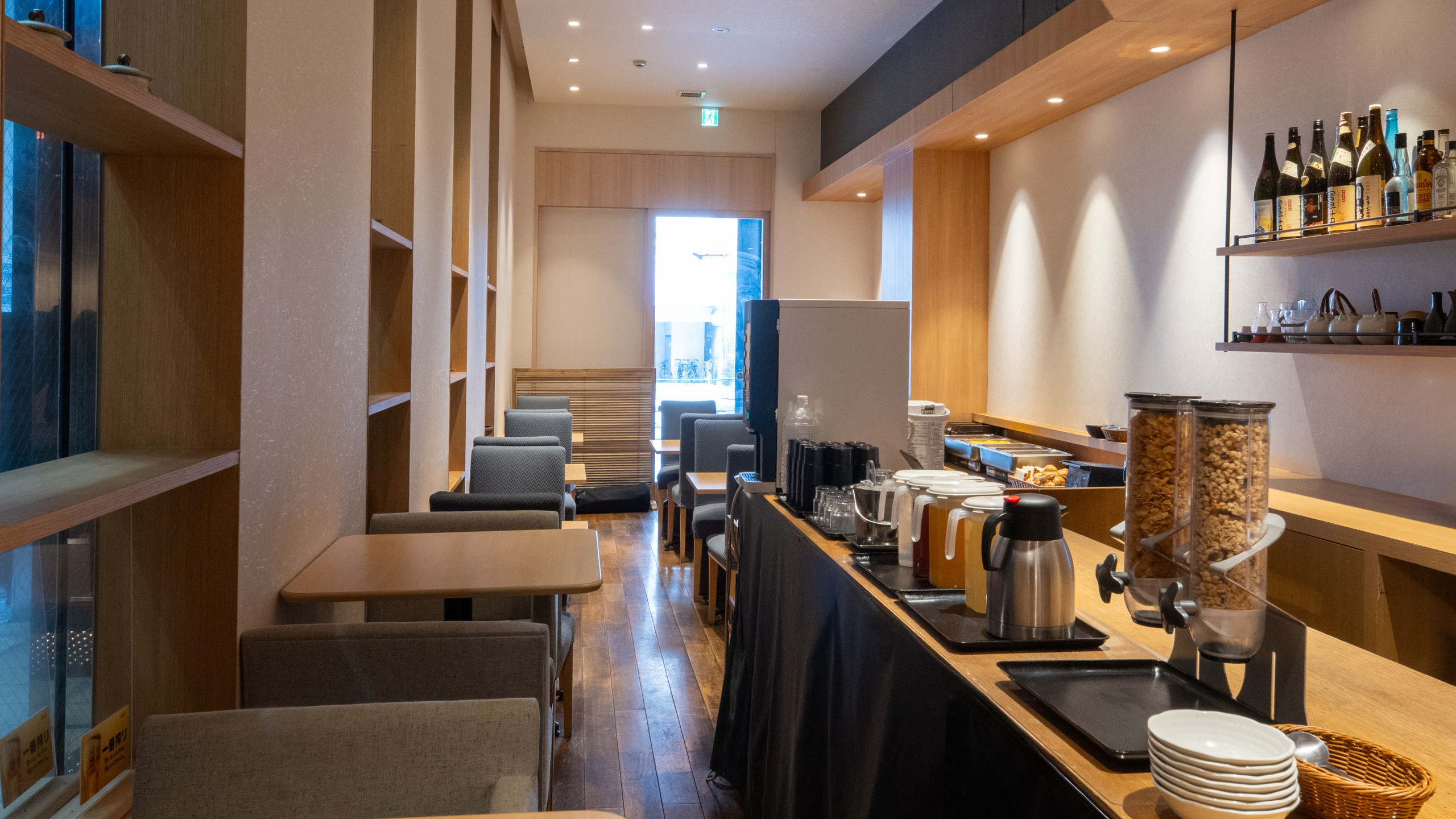 【朝食】レストラン