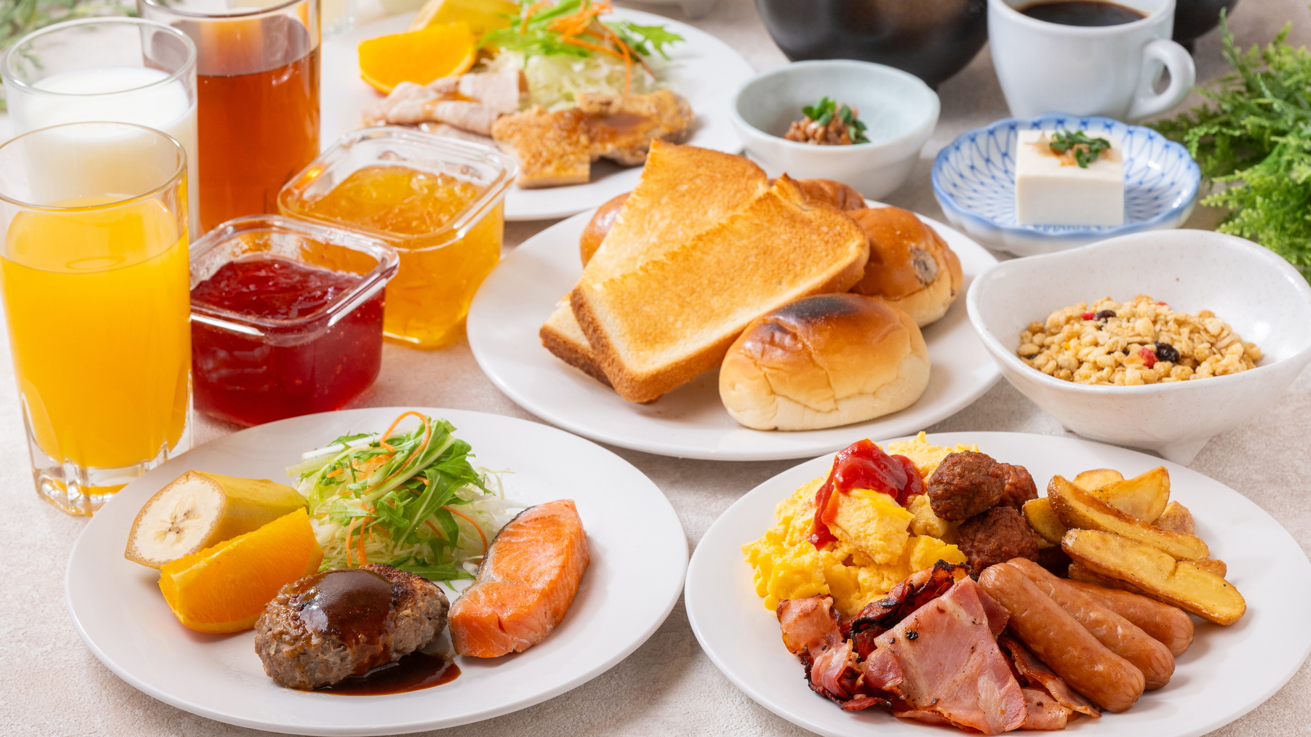 【朝食】盛り合わせ一例