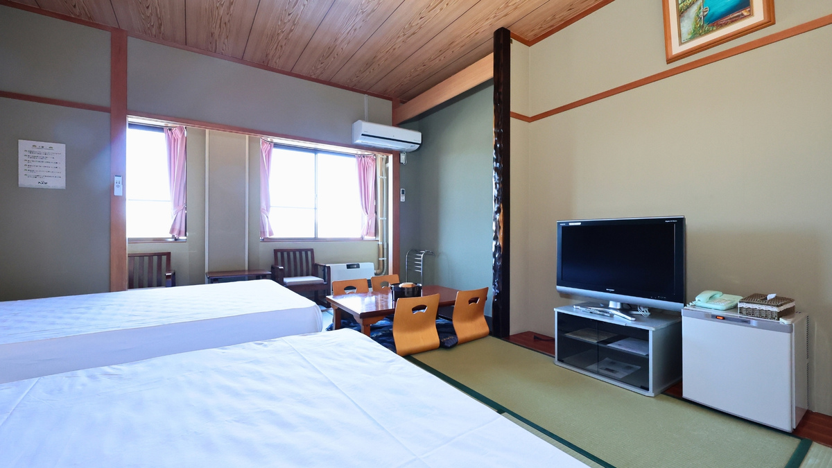 ・和室＋テレビのくつろぎ空間