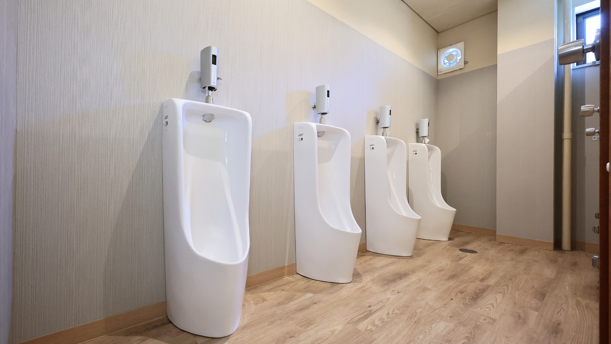 ・男性用トイレ設備
