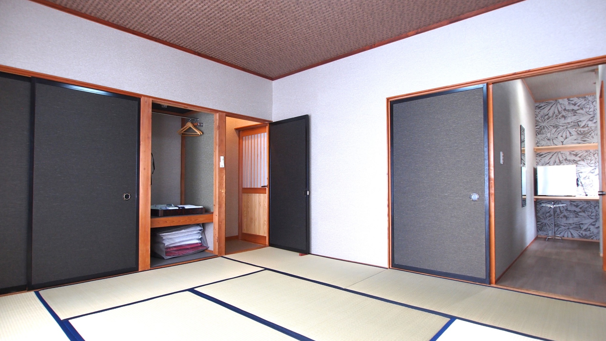 *客室一例／畳の香りに癒される、ゆったり寛ぎの和室