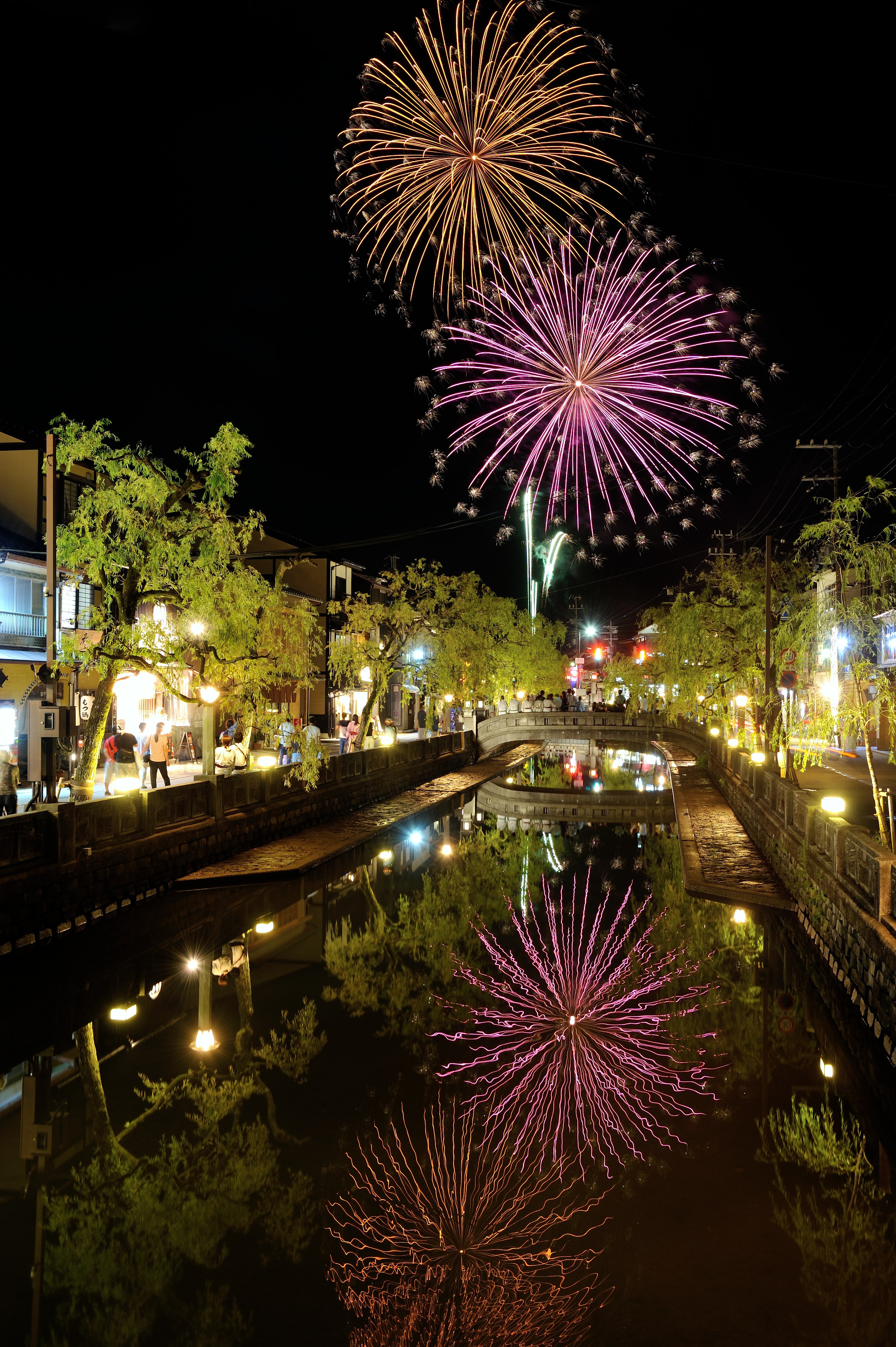 城崎温泉夢花火