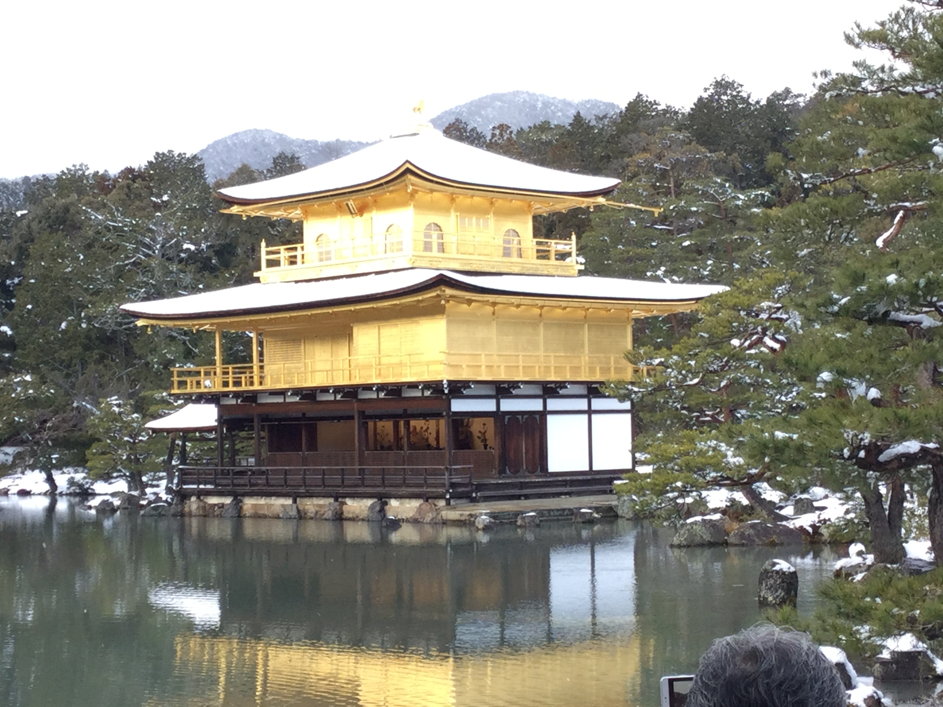 雪の金閣寺(鹿苑寺) Kinkakujl temple(Golden pavilion) 