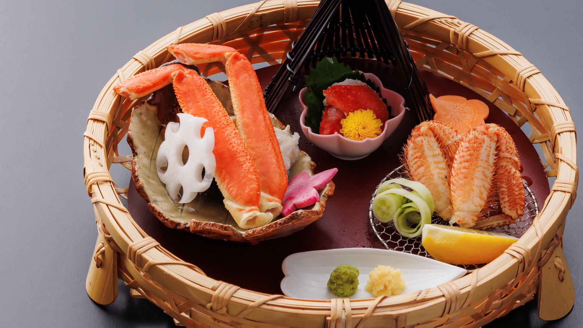 【愛犬と同室宿泊】＜夕食時間：17:30〜19:00＞ご夕食は蟹づくし会席膳＜専用アメニティー完備＞