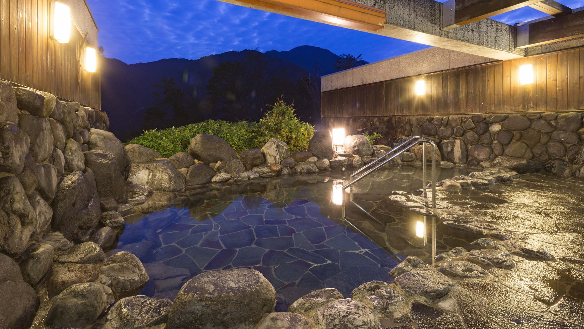 ホテル森の風立山