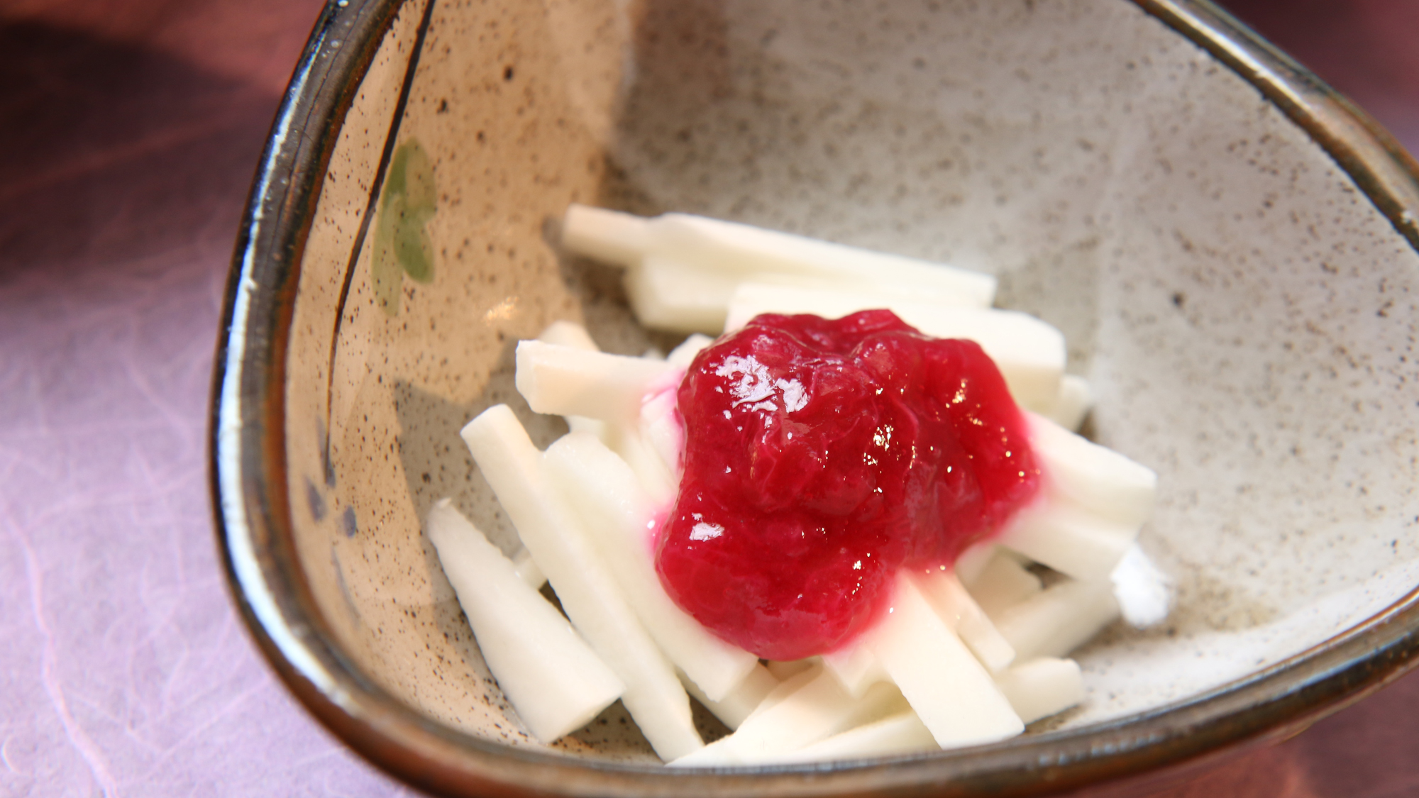 梅と相性抜群！サクサクした食感の山芋