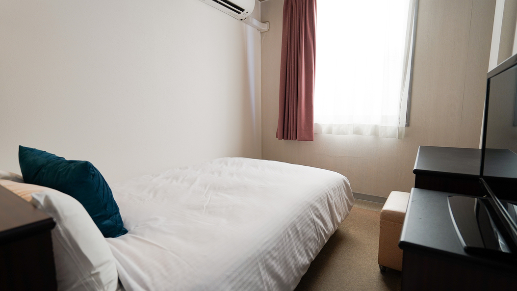 エコノミーセミダブルルーム【セミダブルベッド130cm】