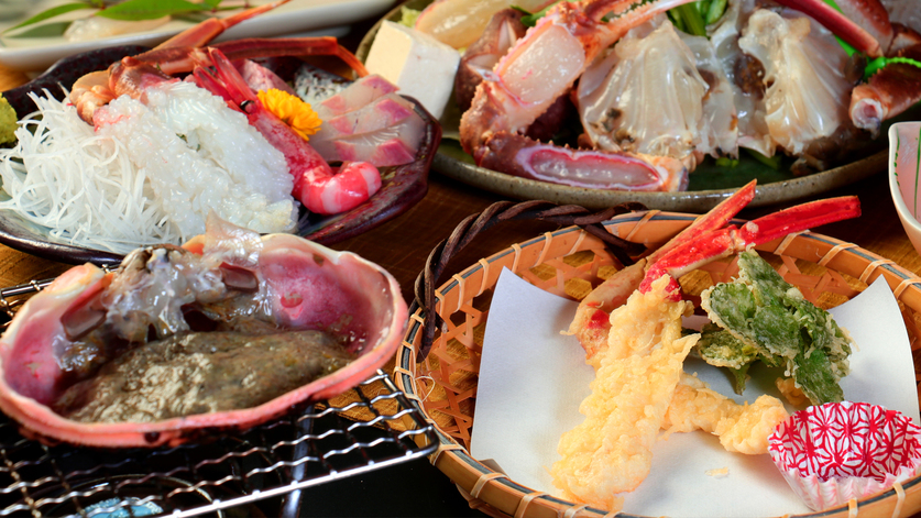 桜もカニ刺しも満開！【春限定】タグ付き【活】香住ガニ贅沢2匹フルコース＋お得に選べる魚介１品コース