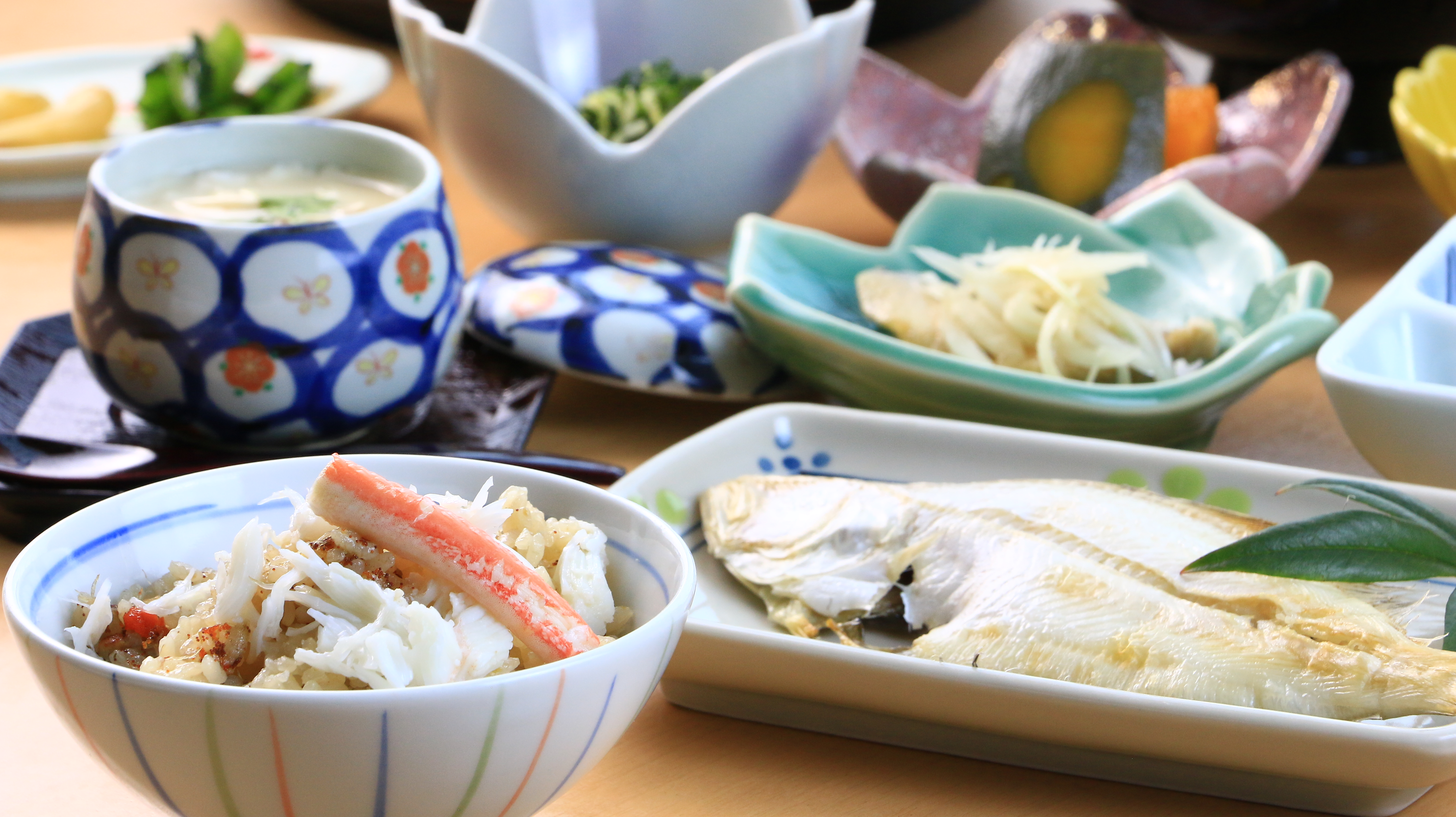 【朝食】セコガニご飯がついた11-12月限定の朝食です。 